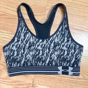 Under Armour Patterned Sports Bra in Black and Gray